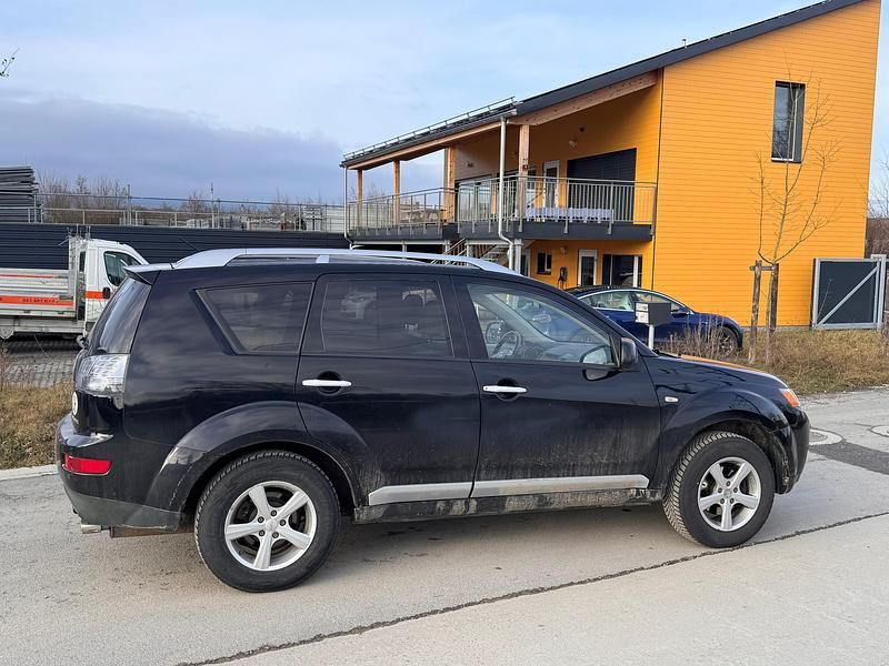 Gebraucht Mitsubishi Outlander Intense 156 PS (114 kW) 2008 SUV