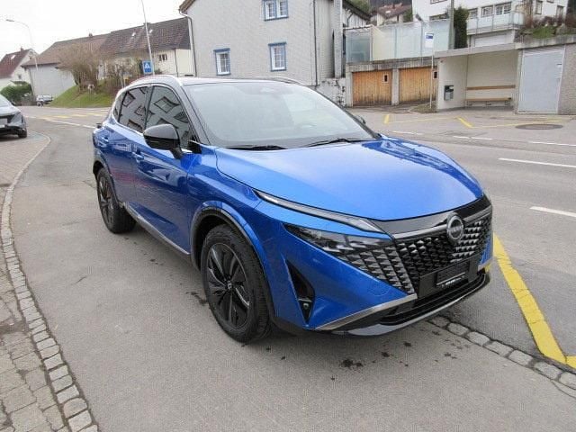 Gebraucht Nissan Qashqai Tekna 158 PS (116 kW) 2024 Schwarz SUV