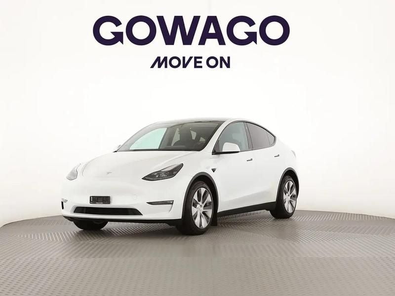 Weiss Gebraucht 2025 Tesla Model Y Long Range AWD SUV | CHF 34’400 (Superpreis) - Bild 1/4