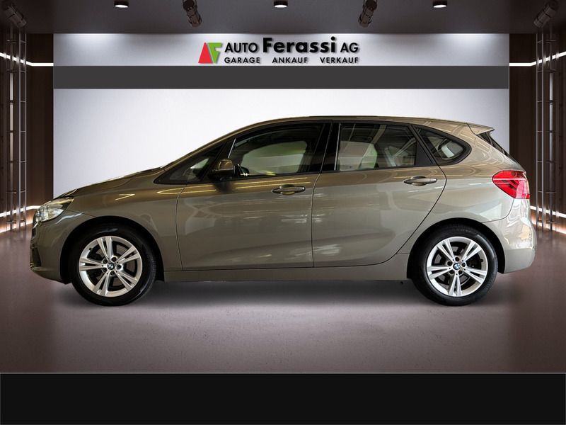 Gebraucht BMW 225 Active Tourer 231 PS (169 kW) 2015 Van / Kleinbus