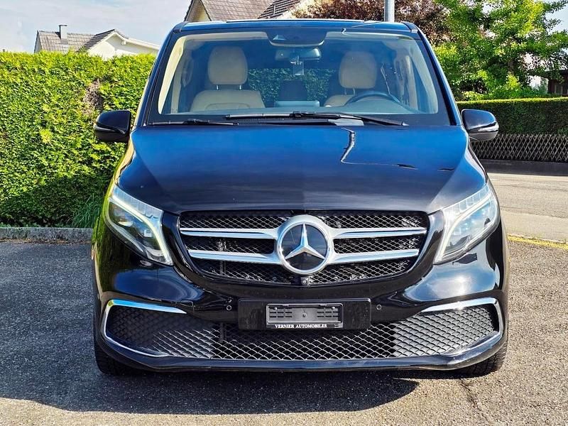 Gebraucht 2020 Mercedes V300 Avantgarde Van / Kleinbus | CHF 30’900 - Bild 1/4