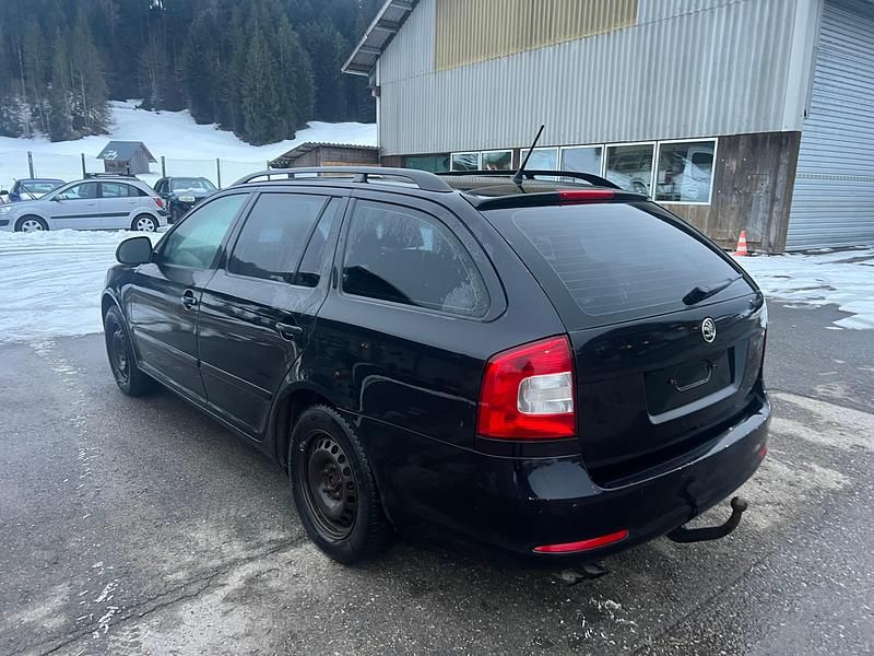 Gebraucht Skoda Octavia LAURIN & KLEMENT 160 PS (117 kW) 2010 Kombi