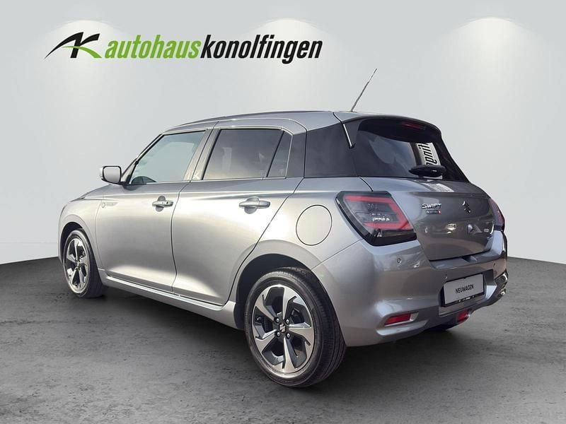Neu Suzuki Swift 80 PS (58 kW) 2026 Silber Kleinwagen