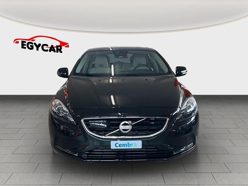 Gebraucht 2013 Volvo V40 Momentum Kombi | CHF 9’000 (Fairer Preis) - Bild 1/4