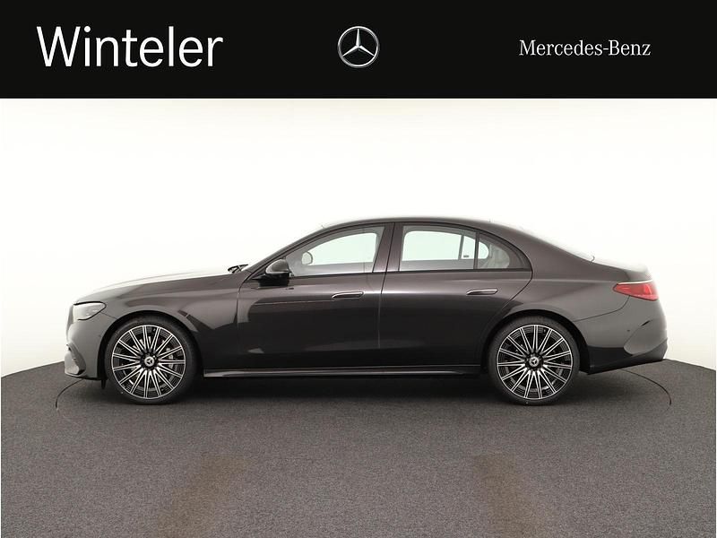 Neu Mercedes E220 196 PS (144 kW) 2025 Grau Limousine