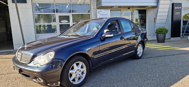 Gebraucht Mercedes C200 163 PS (119 kW) 2002 Limousine