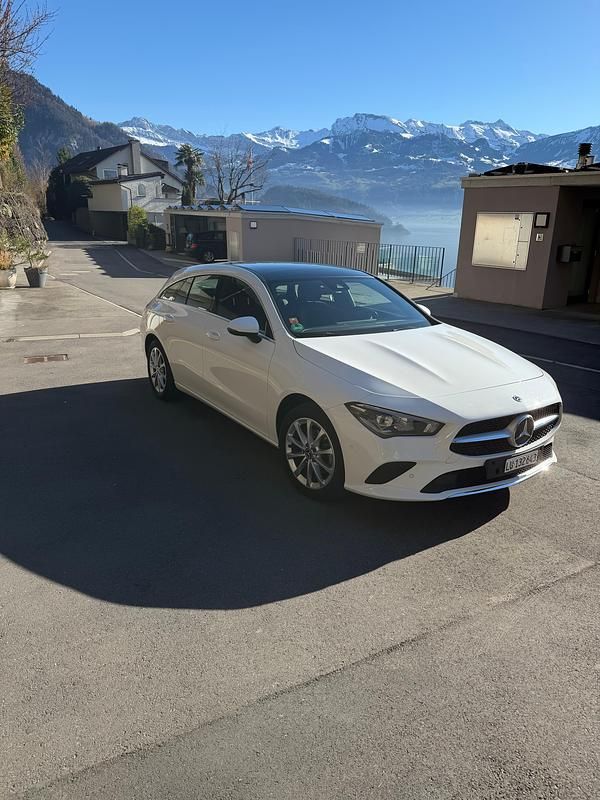 Gebraucht Mercedes CLA180 2020 Limousine