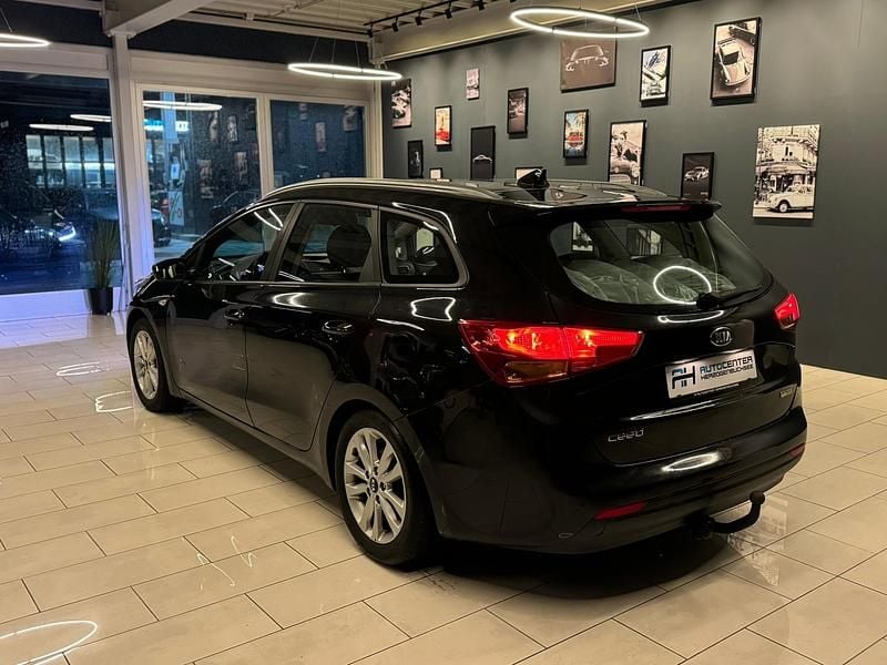 Gebraucht Kia Ceed Sportswagon 135 PS (99 kW) 2017 Kombi