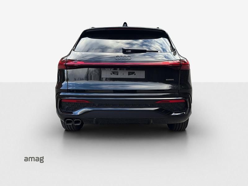 Neu Audi Q5 Comfort 204 PS (150 kW) 2025 Mythosschwarz metallic SUV