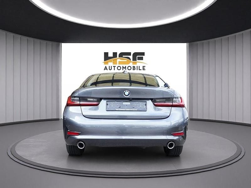Gebraucht BMW 330 Sport Line 286 PS (210 kW) 2021 Limousine