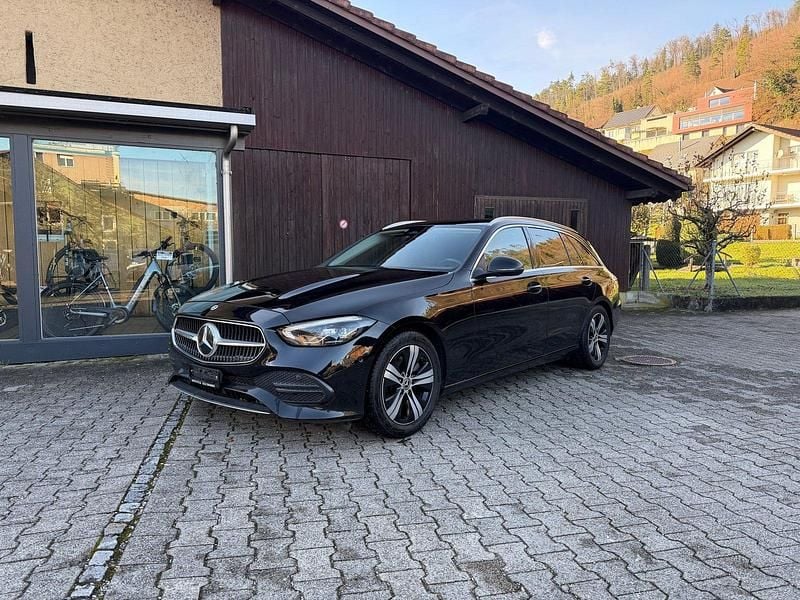 Gebraucht Mercedes C220 200 PS (147 kW) 2022 Kombi