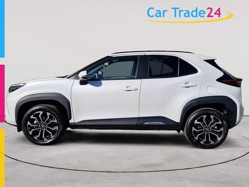 Neu Toyota Yaris Cross Trend 130 PS (95 kW) 2025 SUV