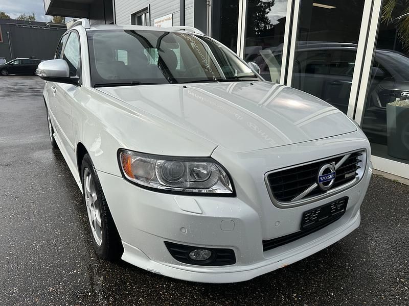 Gebraucht 2013 Volvo V50 R-Design Kombi | CHF 6’990 - Bild 1/4