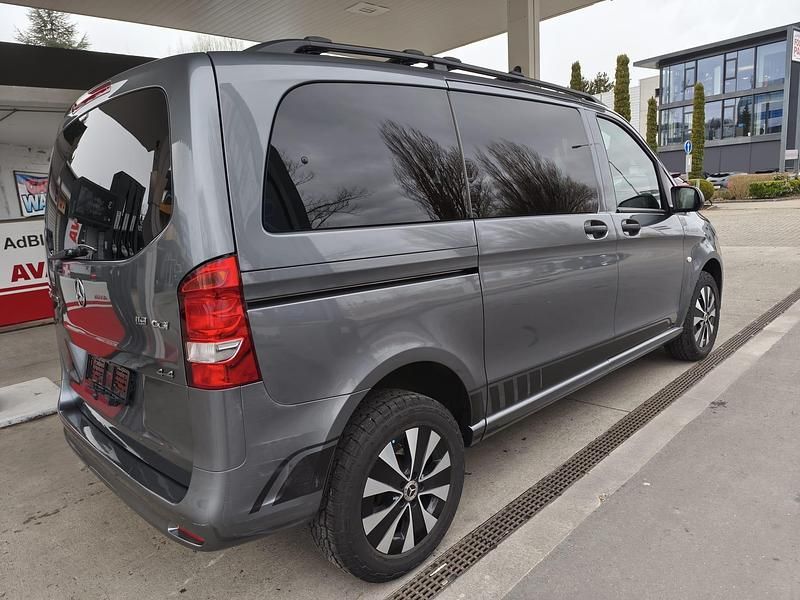 Gebraucht Mercedes Vito 190 PS (139 kW) 2022 Van