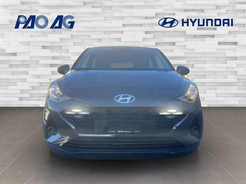 Neu Hyundai i10 63 PS (46 kW) 2026 Grau Kleinwagen