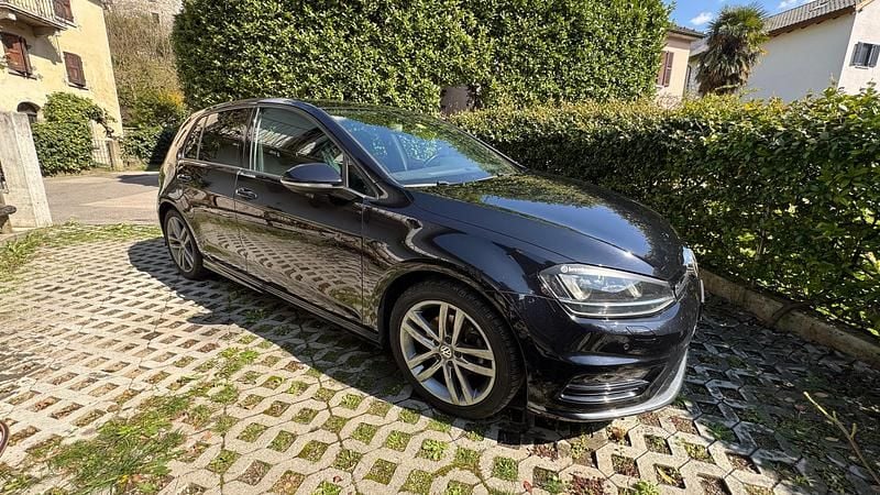 Gebraucht VW Golf VII Allstar 125 PS (91 kW) 2016