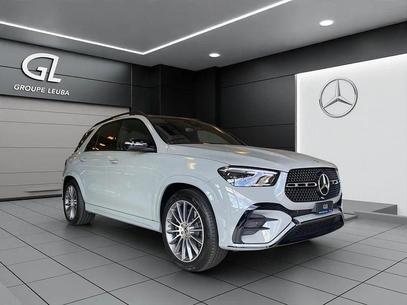 Gebraucht Mercedes GLE300 269 PS (197 kW) 2025 Grau SUV