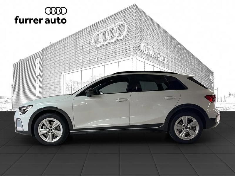 Gebraucht Audi A3 e-tron Attraction 150 PS (110 kW) 2025 Weiss Kleinwagen