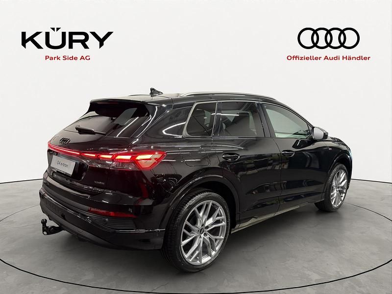 Neu Audi Q4 e-tron Ambiente 210 kW (286 PS) 2026 Schwarz SUV