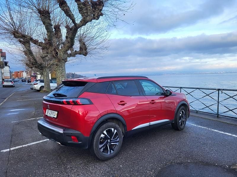 Gebraucht Peugeot 2008 Allure 130 PS (95 kW) 2021 SUV