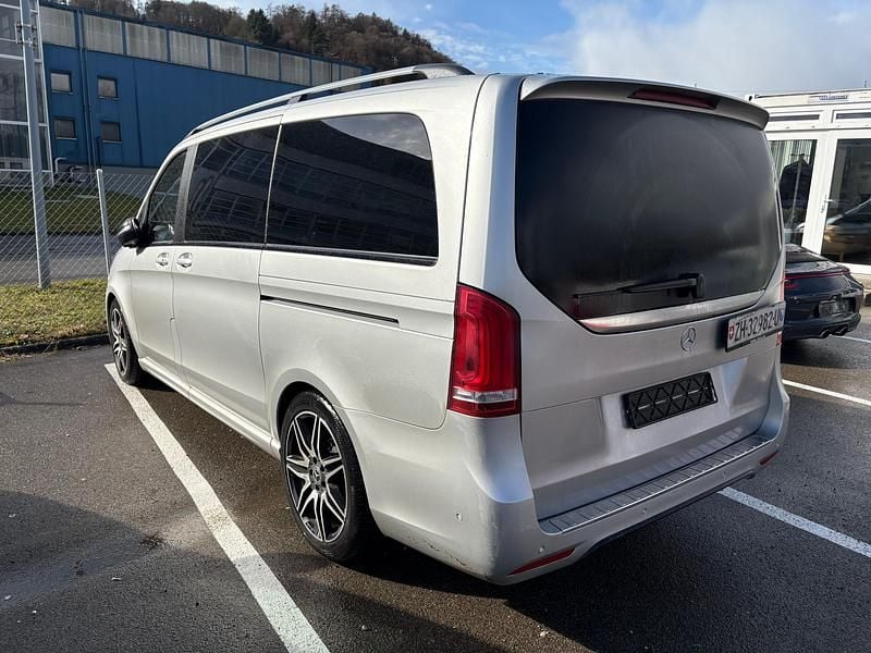 Gebraucht Mercedes V250 Exclusive 190 PS (139 kW) 2019 Van / Kleinbus