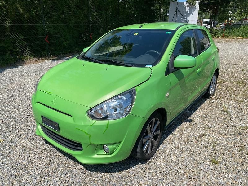 Gebraucht Mitsubishi Space Star Intense 80 PS (58 kW) 2014 Van / Kleinbus