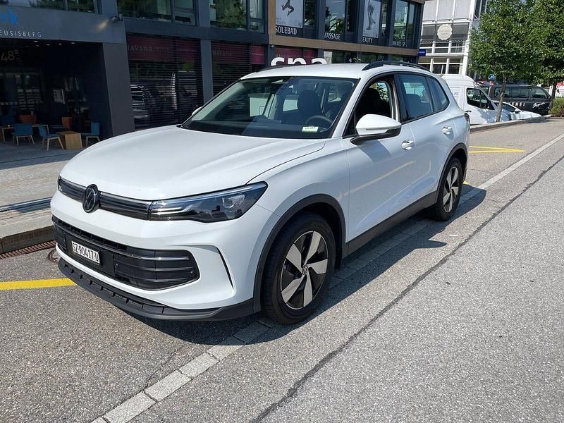 Gebraucht 2024 VW Tiguan Life SUV | CHF 39’900 (Superpreis) - Bild 1/4