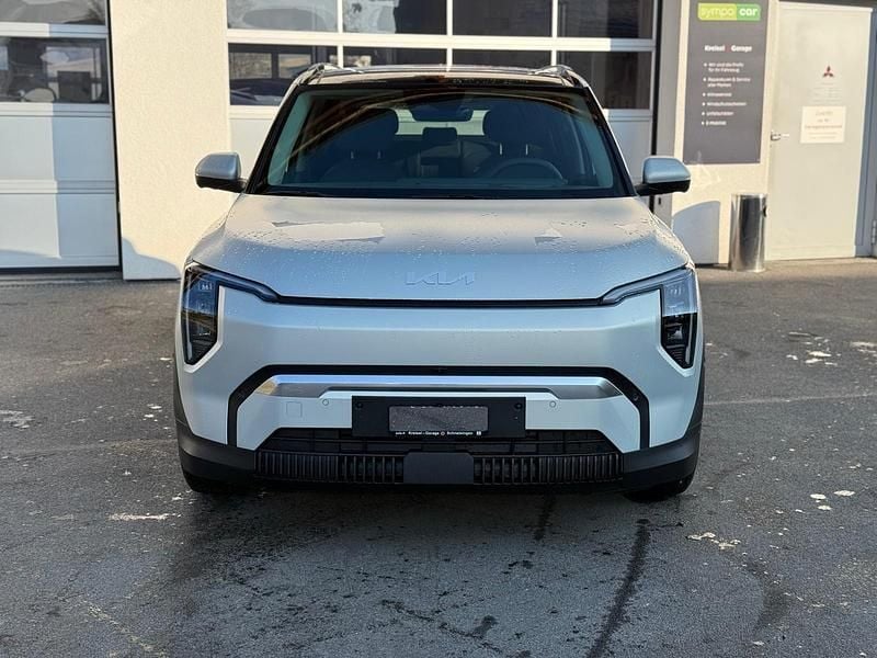 Grau Gebraucht 2024 Kia EV3 SUV | CHF 48’050 (Etwas zu teuer) - Bild 1/4