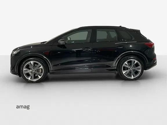 Gebraucht Audi Q4 e-tron S-Line 219 kW (299 PS) 2021 Mythosschwarz metallic SUV