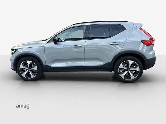 Gebraucht Volvo XC40 Plus 163 PS (119 kW) 2024 Grigio SUV