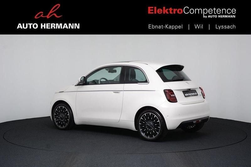 Gebraucht Fiat 500e La Prima 87 kW (119 PS) 2024 Kleinwagen