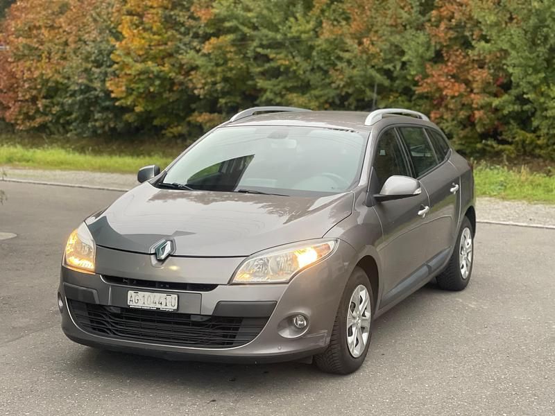 Gebraucht 2011 Renault Mégane III Dynamique | CHF 1’890 (Superpreis) - Bild 1/4