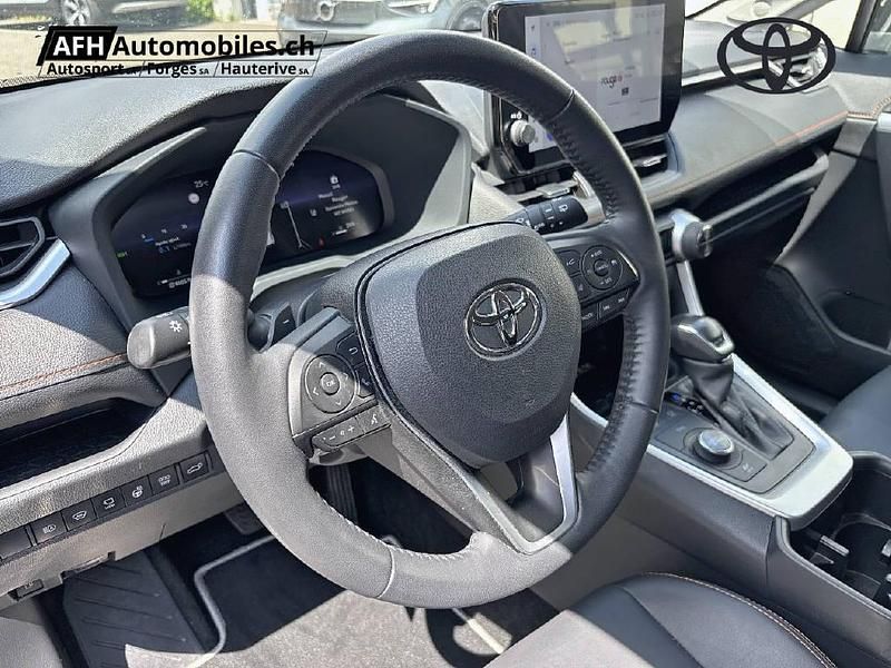 Gebraucht Toyota RAV4 Hybrid 222 PS (163 kW) 2023 Schwarz SUV
