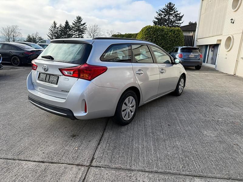 Gebraucht Toyota Auris Touring Sports Terra 132 PS (97 kW) 2013 Kombi