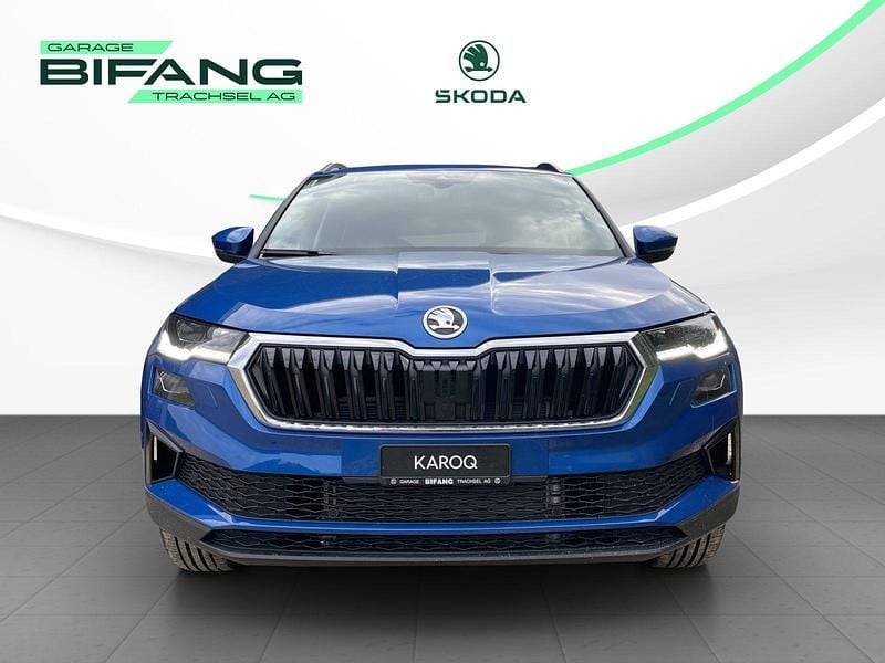 Neu Skoda Karoq Dynamic 150 PS (110 kW) 2025 Blau SUV