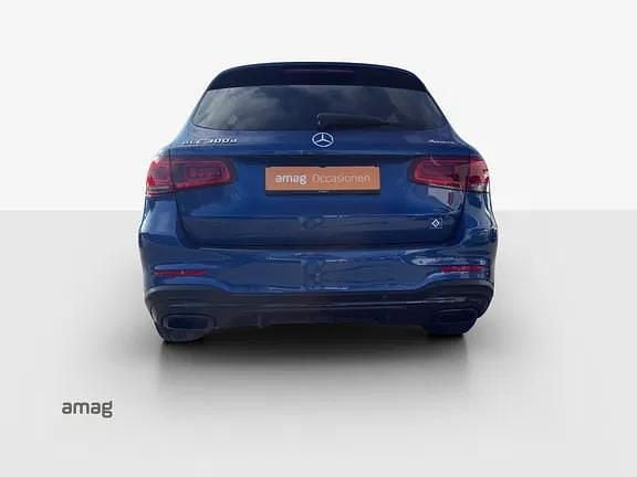 Gebraucht Mercedes GLC300 AMG line 245 PS (180 kW) 2022 Blau Kombi