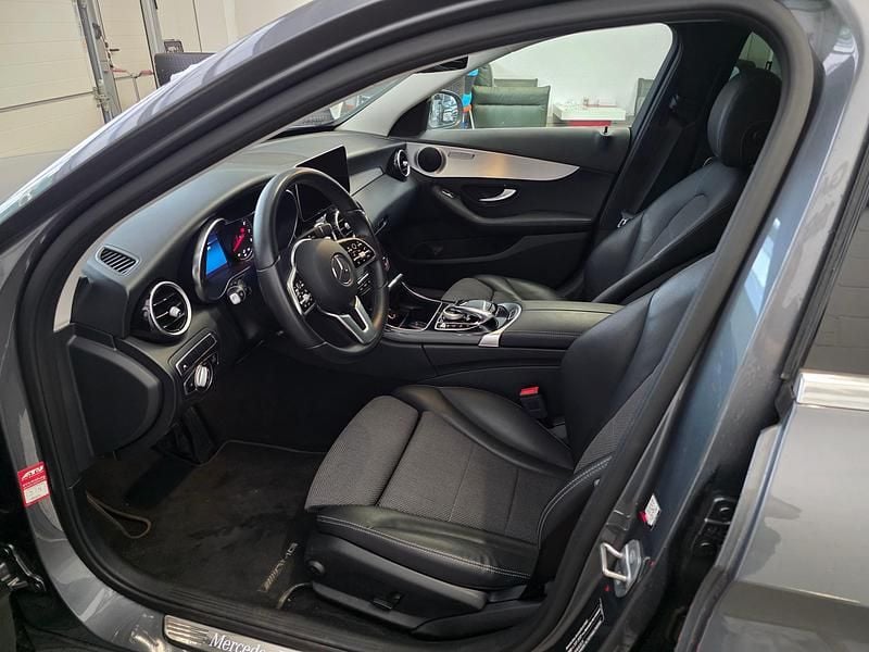 Gebraucht Mercedes C180 Avantgarde 156 PS (114 kW) 2021 Grau Kombi