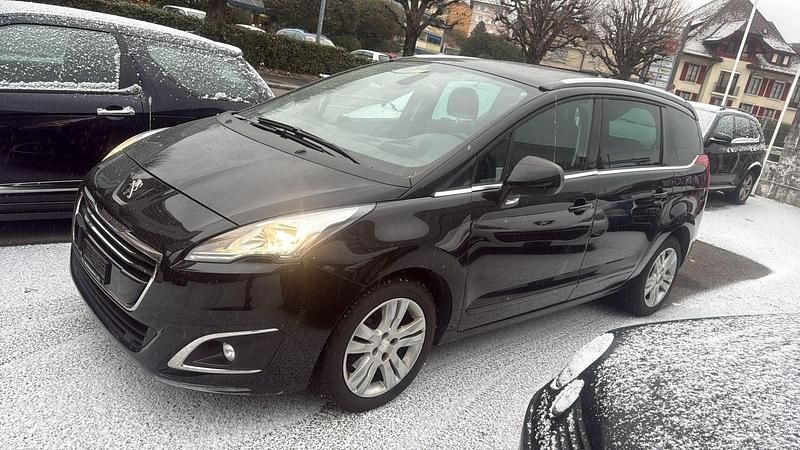 Gebraucht Peugeot 5008 Business-Line 120 PS (88 kW) 2015 Van / Kleinbus