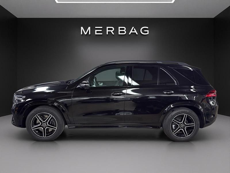 Neu Mercedes GLE400 381 PS (280 kW) 2026 Schwarz Kombi