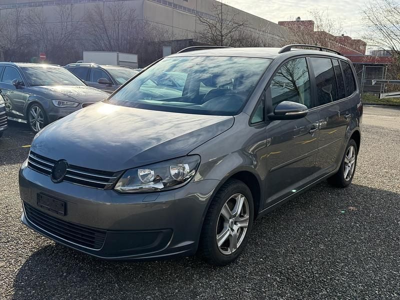 Gebraucht 2010 VW Touran Comfortline Van / Kleinbus | CHF 9’900 (Teuer) - Bild 1/4