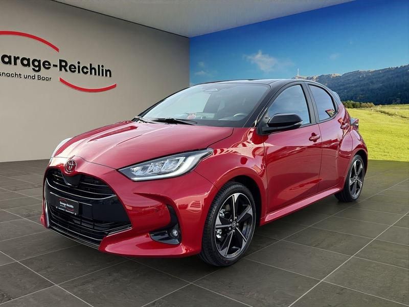 Rot Neu 2025 Toyota Yaris Hybrid Premium Kleinwagen | CHF 31’130 (Fairer Preis) - Bild 1/4