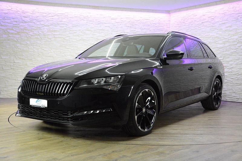 Gebraucht Skoda Superb SportLine 280 PS (205 kW) 2022 Kombi
