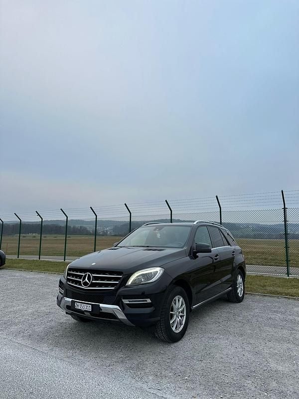 Gebraucht Mercedes ML350 258 PS (189 kW) 2013 SUV