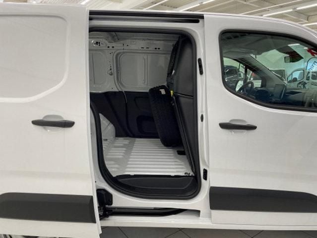 Gebraucht Opel Combo 131 PS (96 kW) 2024 Weiss Van / Kleinbus