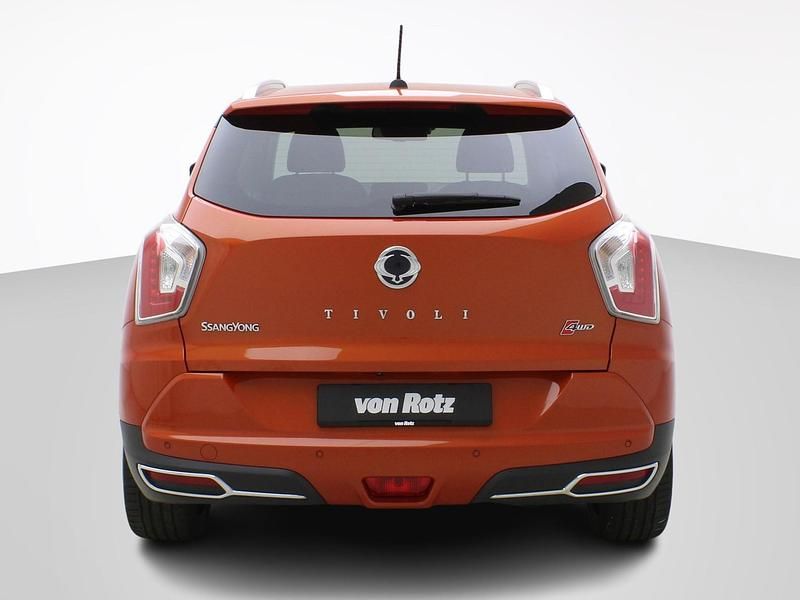 Gebraucht Ssangyong (KGM) Tivoli Sapphire 115 PS (84 kW) 2019 Orange SUV