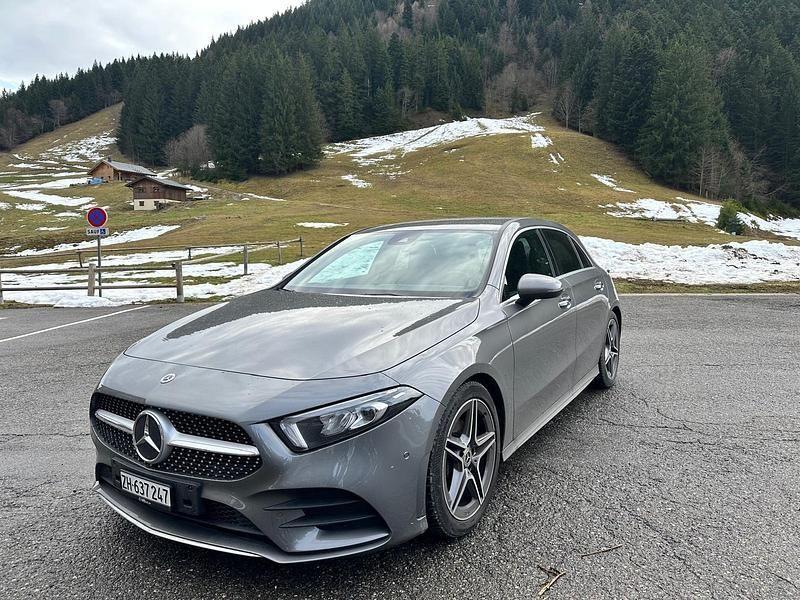 Gebraucht Mercedes A200 AMG line 163 PS (119 kW) 2022