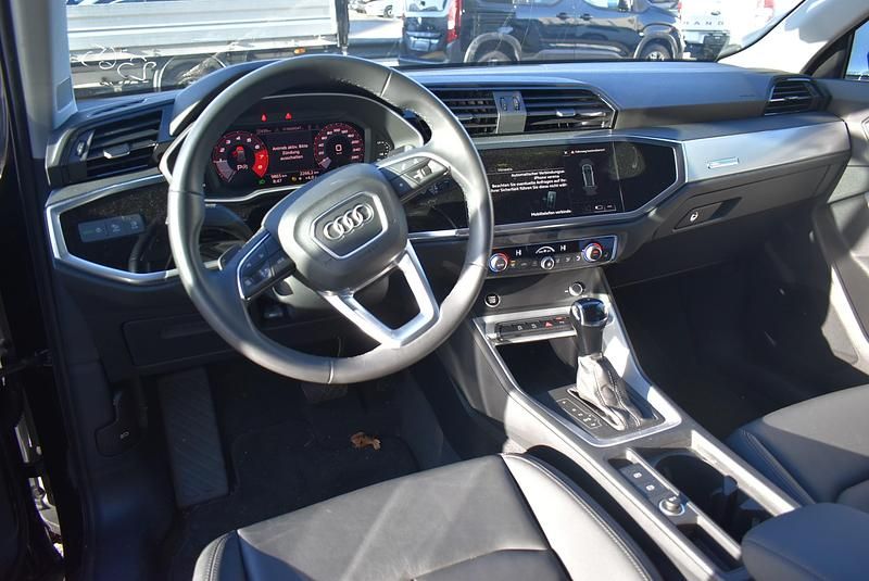 Gebraucht Audi Q3 Sportback Attraction 150 PS (110 kW) 2023 SUV