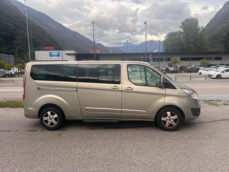 Gebraucht 2015 Ford Tourneo Custom Titanium Van | CHF 8’900 - Bild 1/4