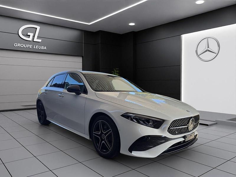 Gebraucht Mercedes A250 224 PS (164 kW) 2025 Weiss Limousine