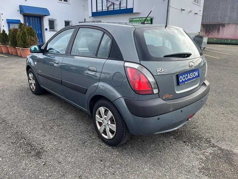 Gebraucht Kia Rio 112 PS (82 kW) 2008 Limousine